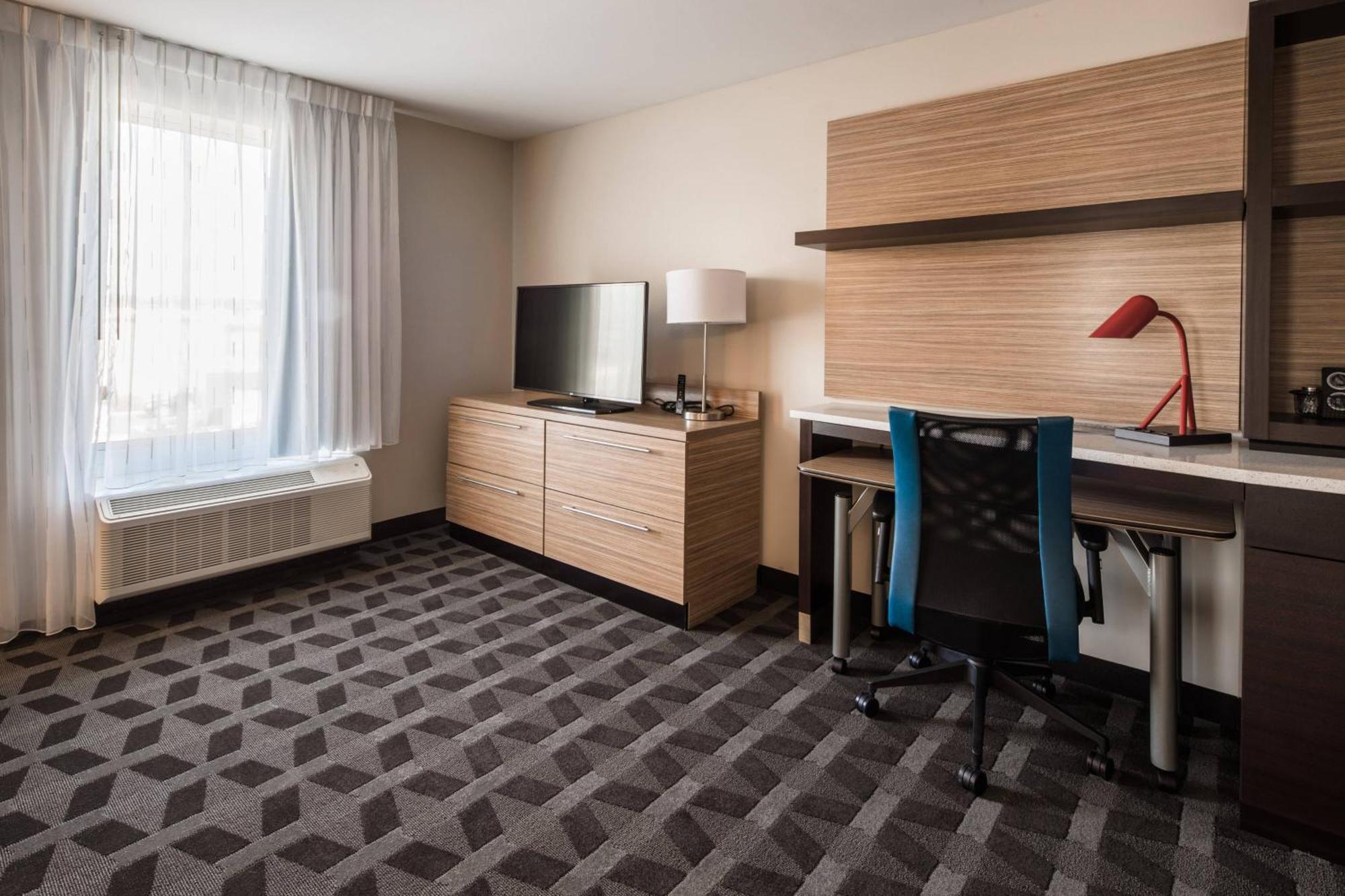 Towneplace Suites By Marriott Кливленд Номер фото